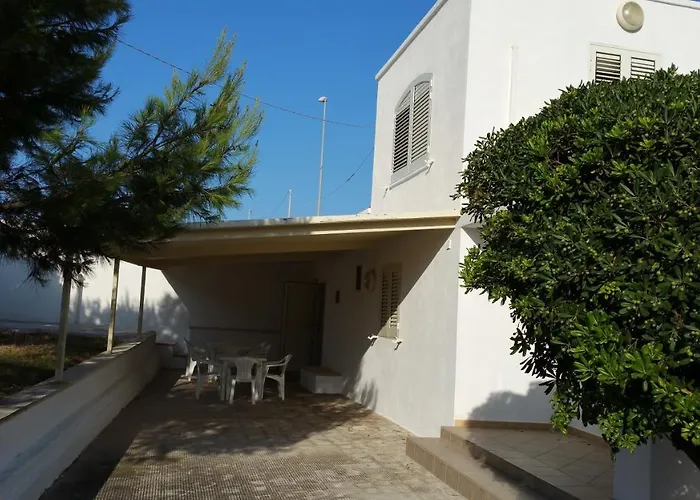 Ondazzurra לינה וארוחת בוקר Patù