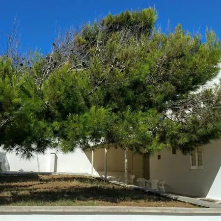 Ondazzurra Bed & Breakfast Patu